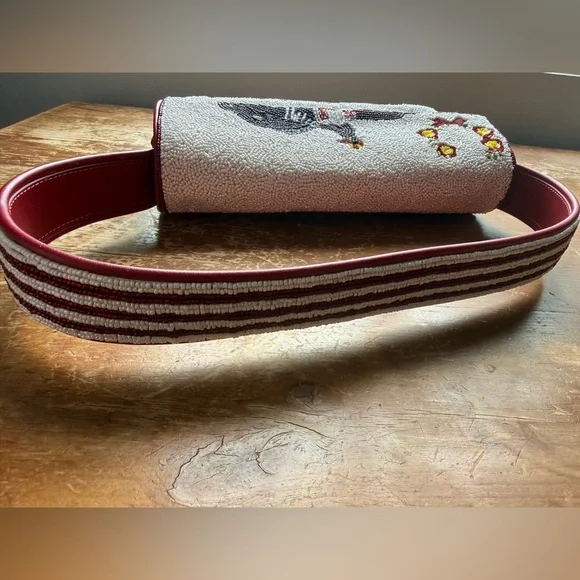 Like new Tommy Staud beaded purse - Picture 5 of 14